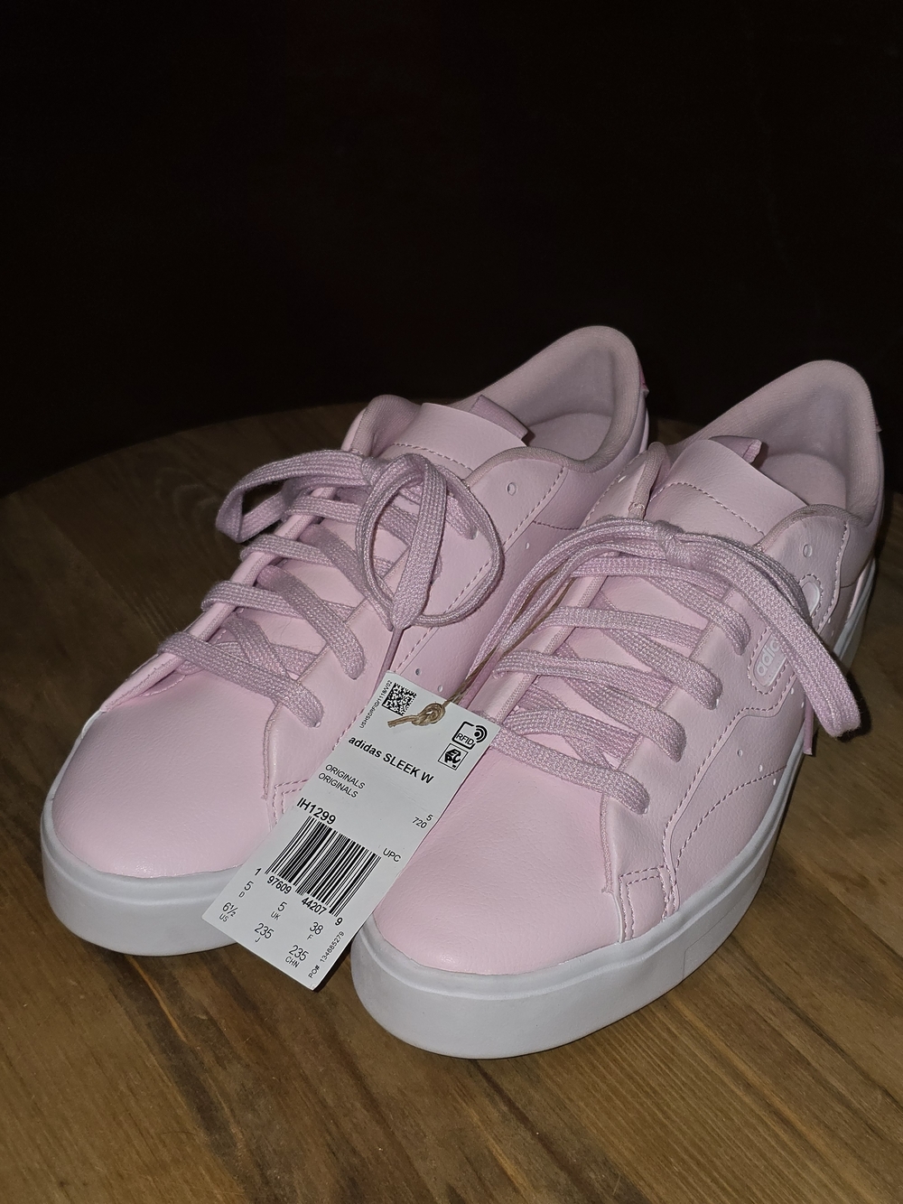 adidas Originals Sleek Women's Pink Sneakers Size 6.5 NWT NWOB